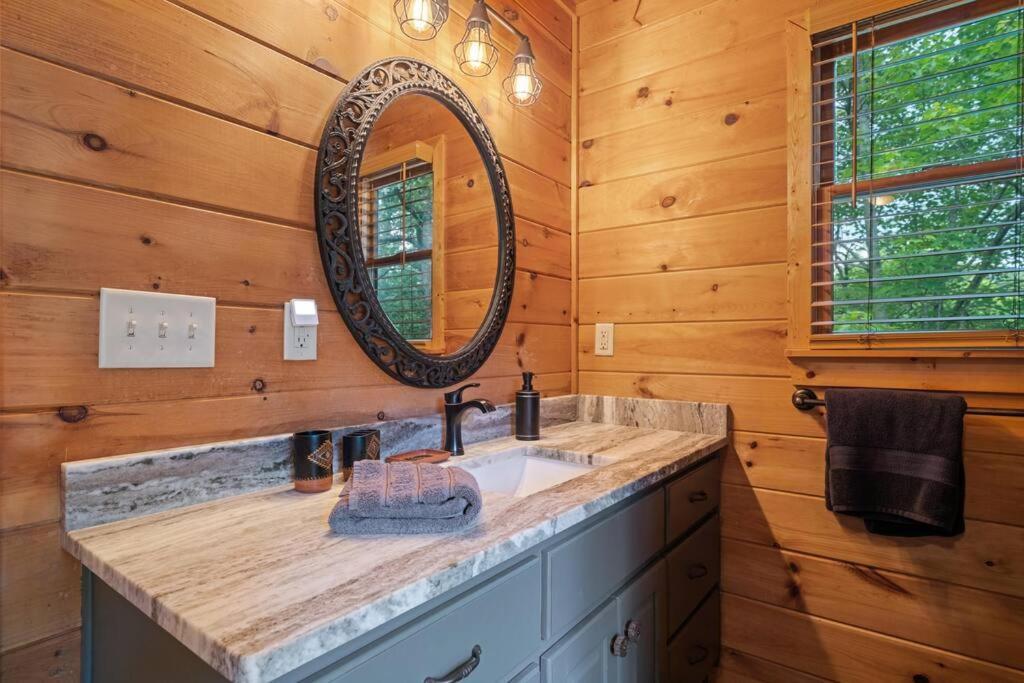 Lakeside Retreat Hot Tub Fishing Hiking Ellijay Ngoại thất bức ảnh